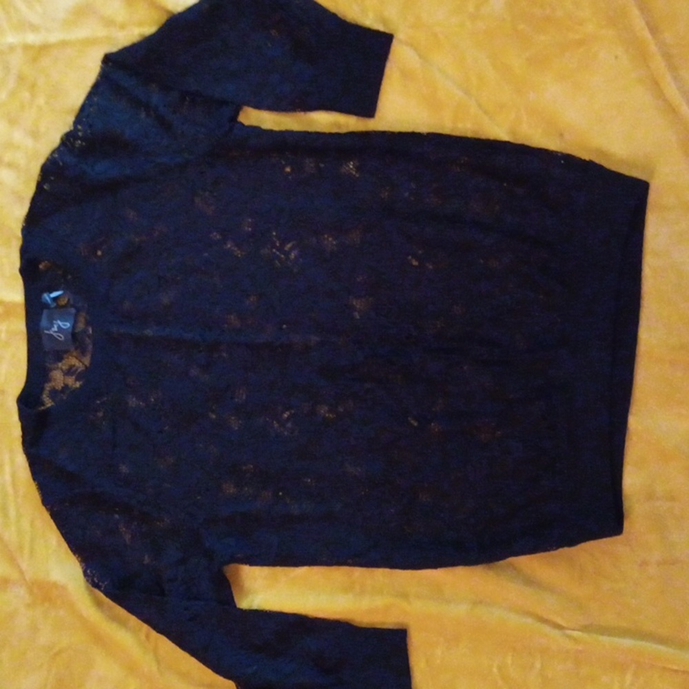 Cute lace sweater, ladies M